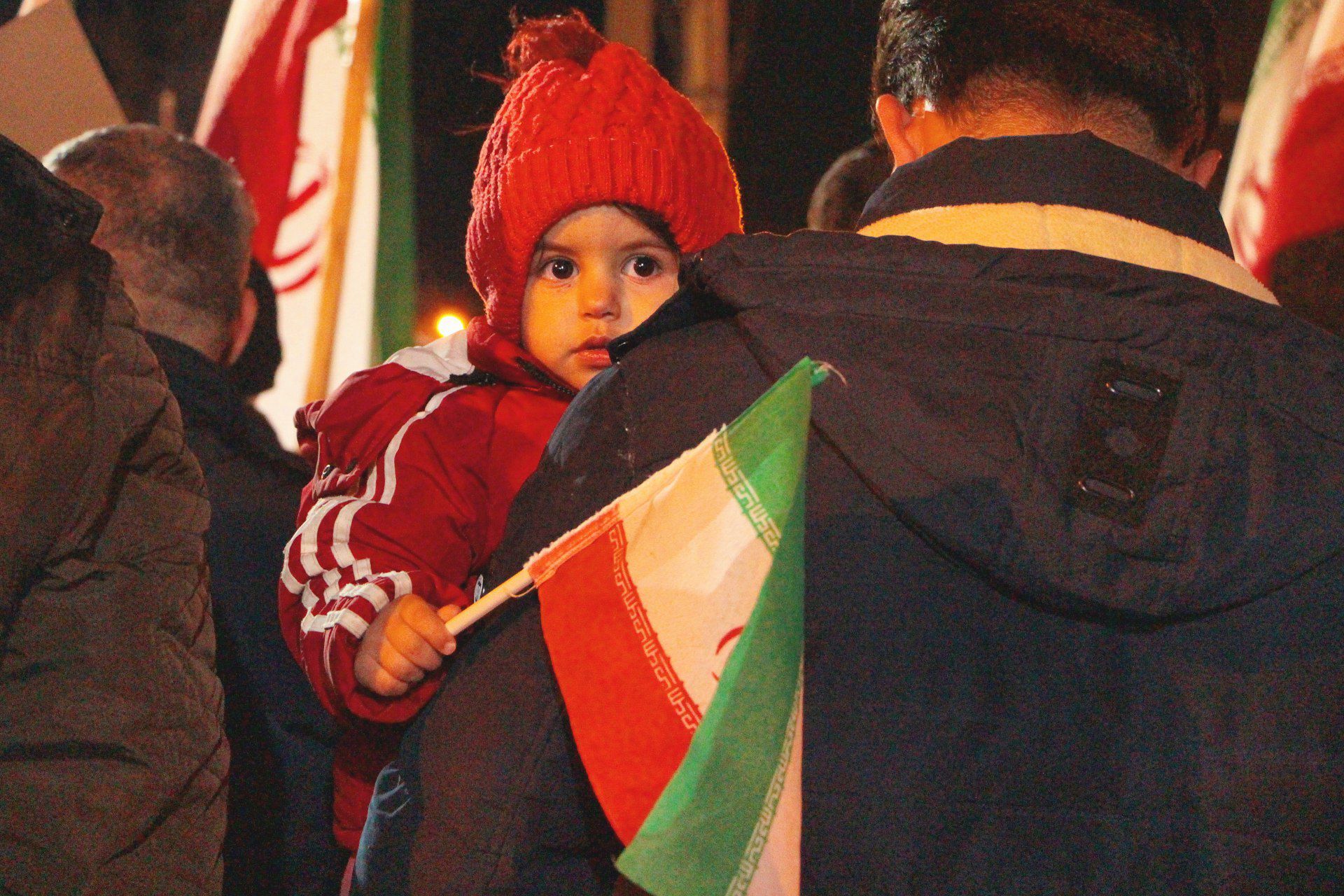 اتحاد و همبستگی شیر زنان و مردان غیور ایرانی در سراسر ایران 