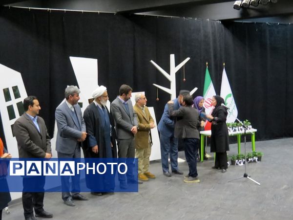 اختتامیه بیست و ششمین جشنواره قصه گویی در تماشاخانه خانه ترنج