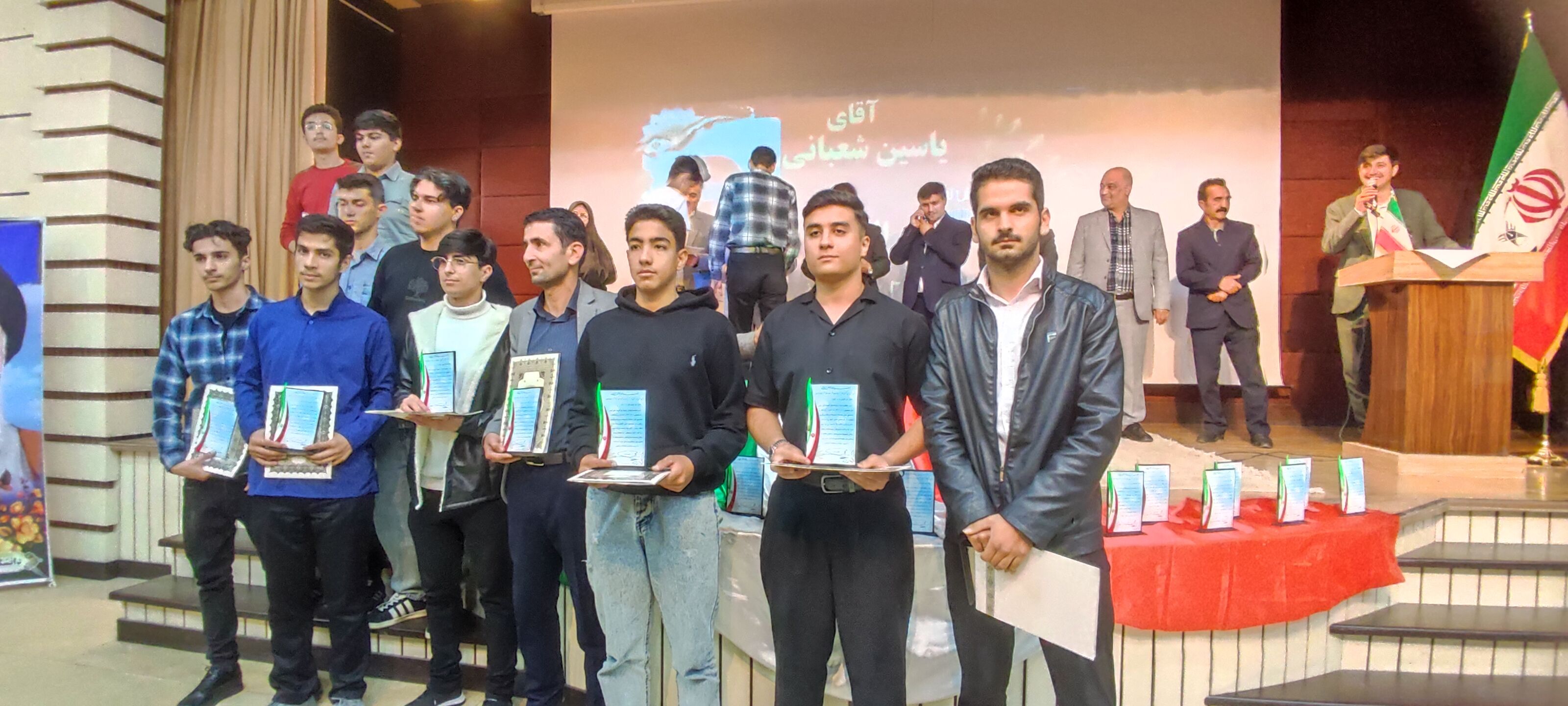همایش بزرگ تجلیل از منتخبین المپیادهای علمی در دانشگاه آزاد شهرستان شیروان