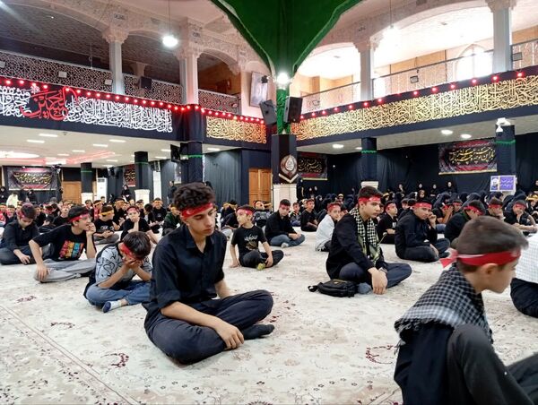 سوگواره «احلی من العسل» در حسینیه اعظم زنجان 