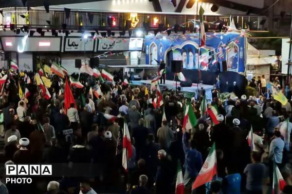 مردم شهرستان رباط‌کریم همچنان در میدان دفاع ملی