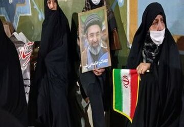 قائد امت چگونه فردی بود؟!