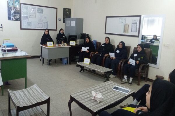 اجرای طرح مدام در دبیرستان عفت شهرستان پارس آباد 