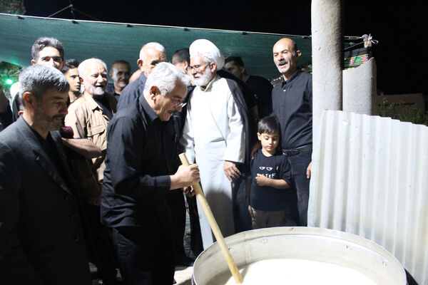 آیین حلیم پزان در شهر درق