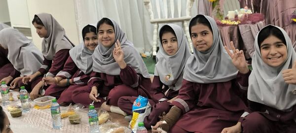 برپایی ضیافت افطاری در دبستان نورالهدی