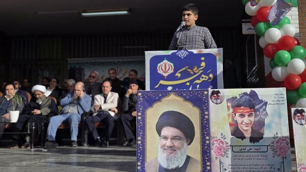 به صدا درآمدن زنگ انقلاب در مدرسه 22 بهمن شهرستان نظرآباد