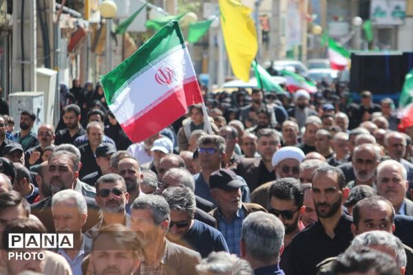 تشییع باشکوه پیکر مطهر شهید والامقام احسان اسفندیار در فیروزکوه
