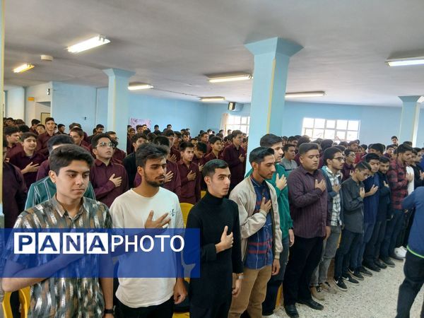 جشن ستارگان و تجلیل از پذیرفته شدگان کنکور ۱۴۰۴ دبیرستان نمونه آیت‌الله خامنه‌ای 