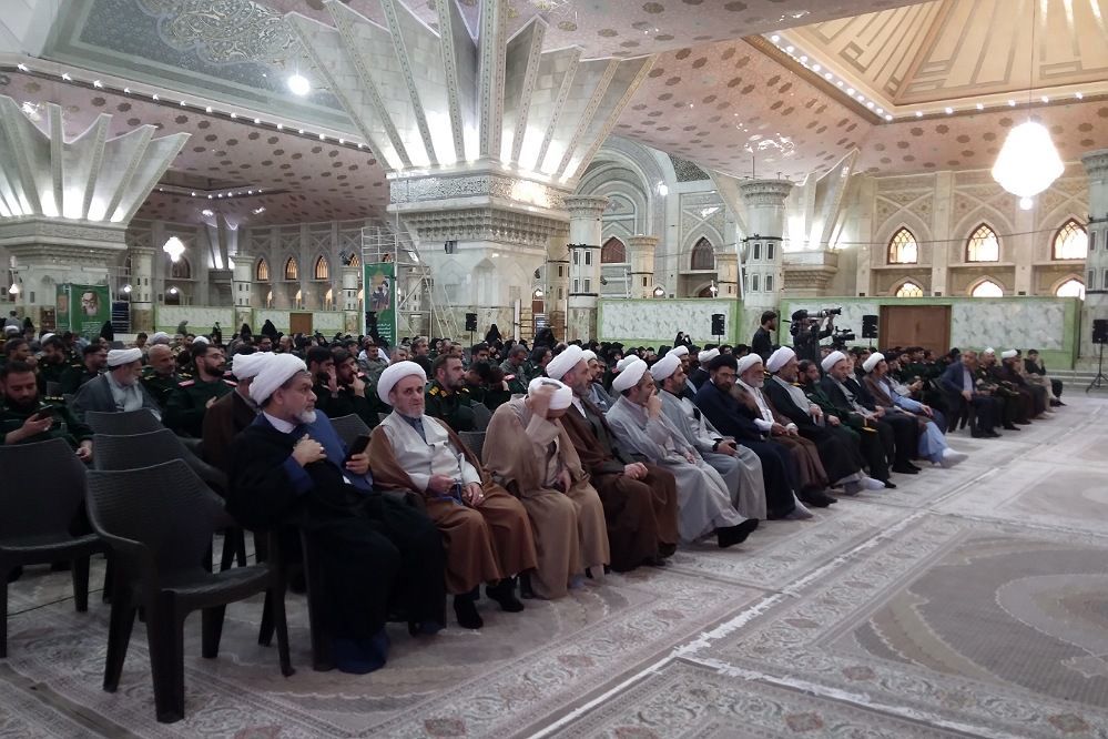 تجدید میثاق مربیان عقیدتی، هادیان سیاسی و فعالان عرصه جهاد تبیین در سپاه پاسداران و بسیج کشور با آرمان‌های بنیانگذار جمهوری اسلامی در حرم امام خمینی (ره)