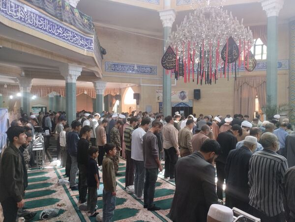 میز خدمت آموزش و پرورش باخرز در نماز جمعه
