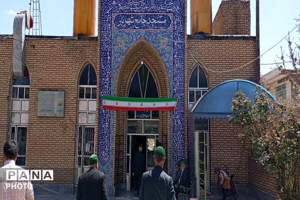 اقامه نماز عبادی سیاسی جمعه در آخرین هفته فروردین ماه 
