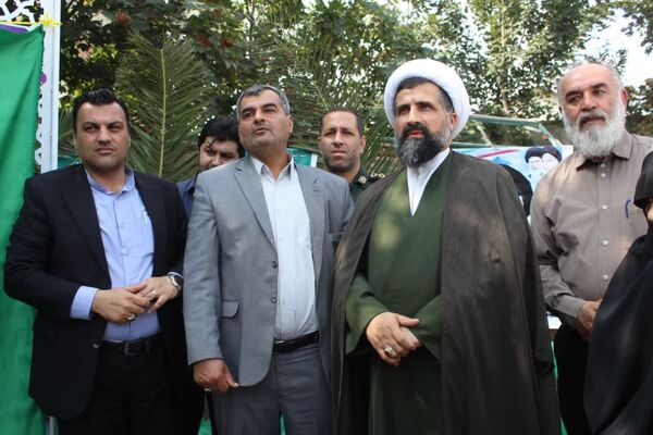 آیین رونمایی از المان سرداران و شهدای گلوگاه 