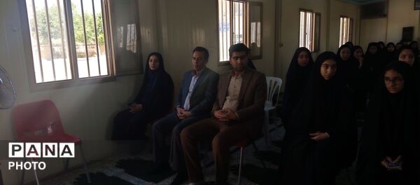 اردوی آموزشی و مهارتی «طلایه‌داران» ویژه دانش‌آموزان دختر در هنرستان فرید زاوه