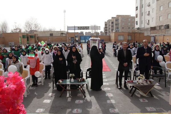جشن نیکوکاری در مدرسه مهرآیین بهارستان۲