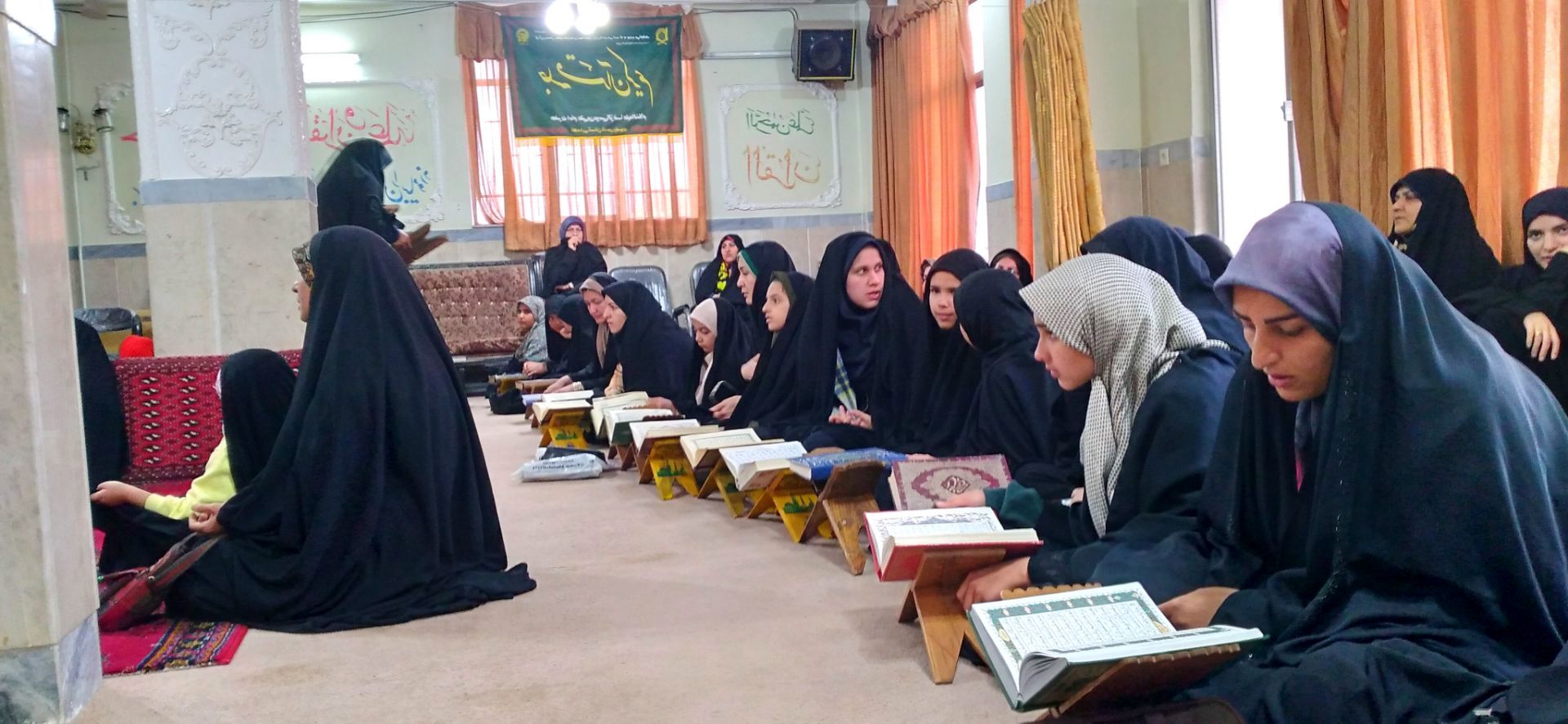 سی‌ودومین دوره مسابقات قرآن و عترت بسیج در حوزه فاطمه‌الزهرا (س) ملایر