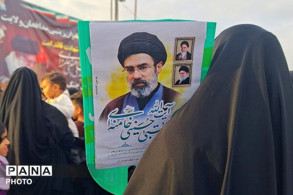 اجتماع بزرگ بانوان زینبی مدافعان ولایت به مناسبت شهادت رهبری شهید امام خامنه‌ای و شهیدان جنگ رمضان در باشت