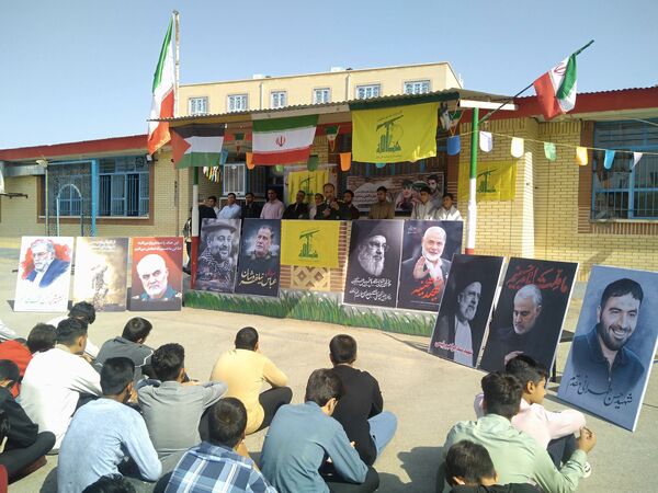 مراسم گرامیداشت شهید مقاومت در دبیرستان‌های پسرانه شهرستان خلیل‌آباد