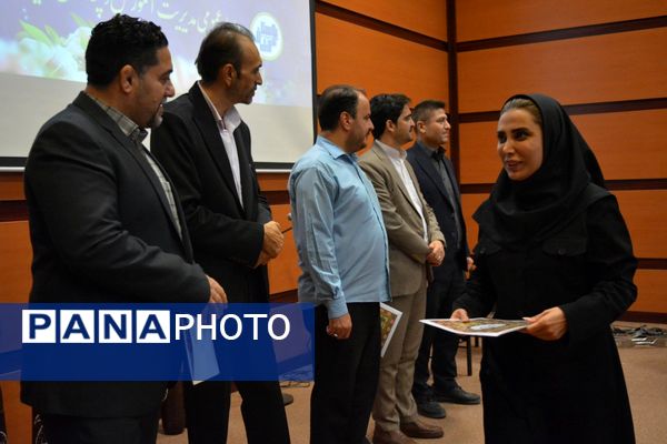 بهارستان‌دو از برترین‌های تربیت‌بدنی تقدیر کرد