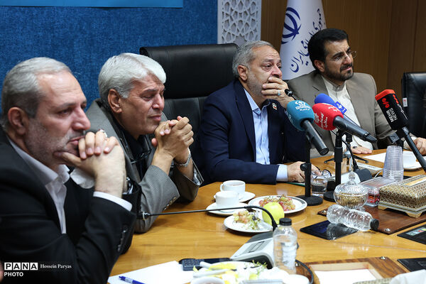 آیین دیدار و تجلیل از سفیران دوستی و مدرسه‌ساز کشور ترکیه