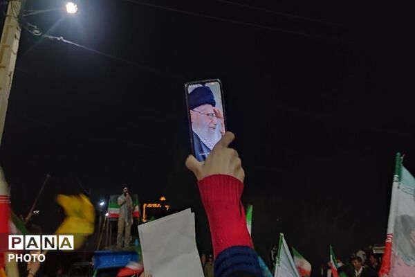 مردم شهر بار سلیبریتی های خیابان ها شدند