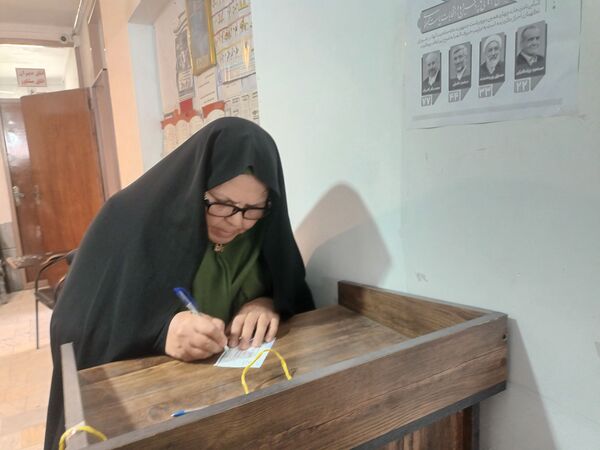 انتخابات ریاست جمهوری در گلوگاه 