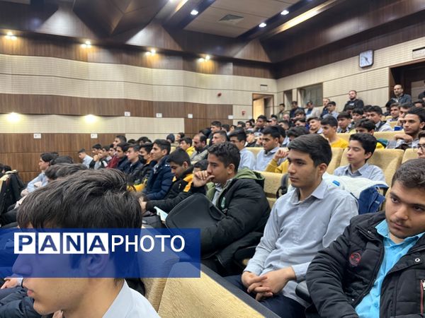  طرح ایمن‌سازی پدران موتورسوار در روز بیمه در مجموعه فرهنگی باقرالعلوم شهرستان قدس