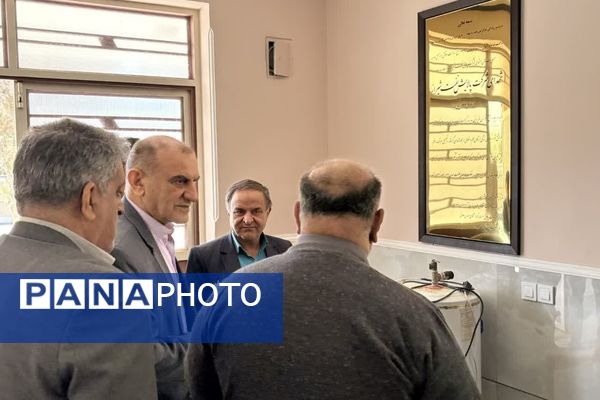 بازدید مشاور وزیر آموزش‌وپرورش از پروژه‌های درحال ساخت شهرستان زرقان