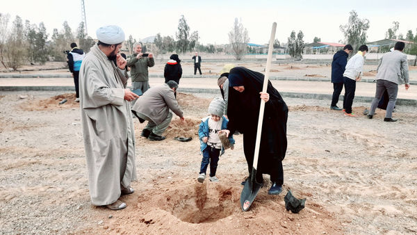 آیین گرامیداشت هفته منابع طبیعی در قم