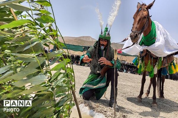 مراسم تعزیه خوانی امام حسین (ع) در روز عاشورای حسینی، شهر بار نیشابور