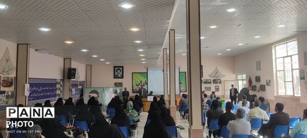 انجمن  اولیا و مربیان  هنرستان فنی شهید مدرس (ره) کاشمر