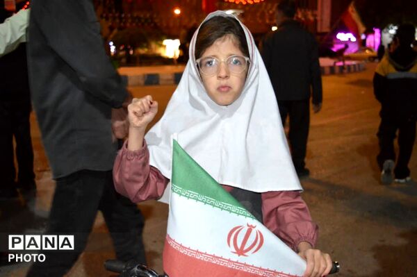 حضور همدلی، فارسان در مسیر راهپیمایی درخشید