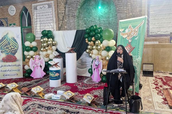 فشافویه میزبان خلوت عاشقانه دانش آموزان در نخستین روز اعتکاف همزمان با ولادت حضرت علی (ع)