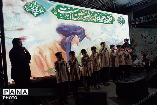 تداوم تجمعات شبانه در میدان امام خمینی (ره)