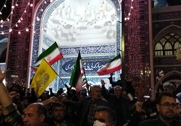 تجدید بیعت با رهبری توسط مردم نیشابور