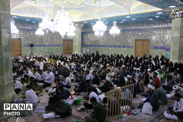 جشن ازدواج طلبگی ۲۰۰ زوج در حرم حضرت معصومه(س)