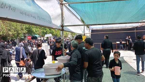 برپایی و آماده سازی موکب قرارگاه جهادی شهرستان کاشمر