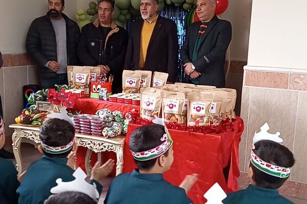 شکوه شب یلدا در مدرسه پیامبر اعظم (ص) فیروزکوه