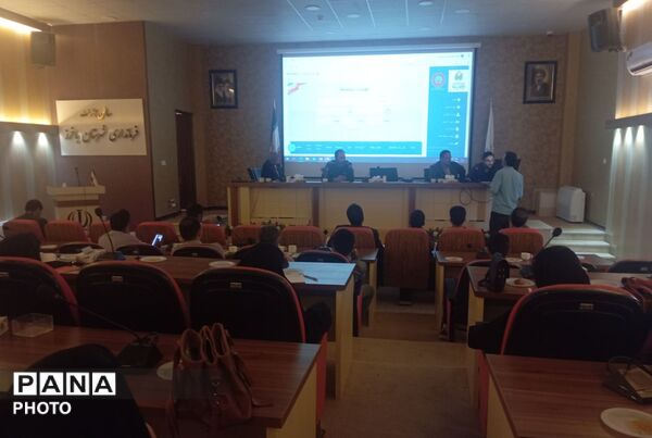 نشست فعالان رسانه در فرمانداری شهرستان باخرز