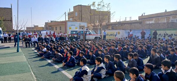 مانور سراسری زلزله در مدرسه دکتر توسلی 