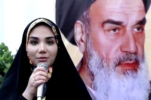 جشنواره تن پوش نور در باقرشهر 