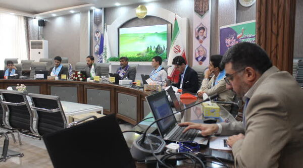  اولین نشست تخصصی قطبی کمیسیون‌ فضای مجازی و فناوری‌های نوین