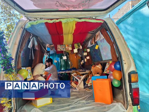 جشن کتابنوش در ناحیه۶ مشهد