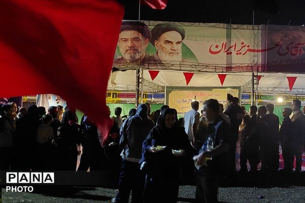 دانشگاه آزاد شهرستان قدس میزبان استقبال از حاضران در مراسم وداع و تشییع امام شهید امت
