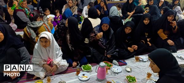  ضیافت افطاری در مسجد چهارده معصوم الغدیر