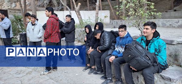 کوهپیمایی گروه پیشتازان مدرسه شهید فهمیده ناحیه یک کرج 
