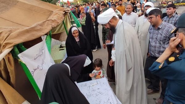 جشن یک کیلومتری عید غدیر در شهرستان بام و صفی آباد 