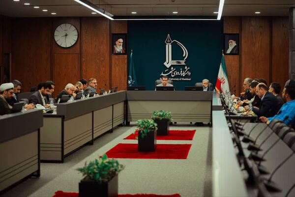امضای تفاهم‌نامه تأسیس اتاق همکاری مشترک میان دانشگاه فردوسی مشهد و آستان قدس رضوی