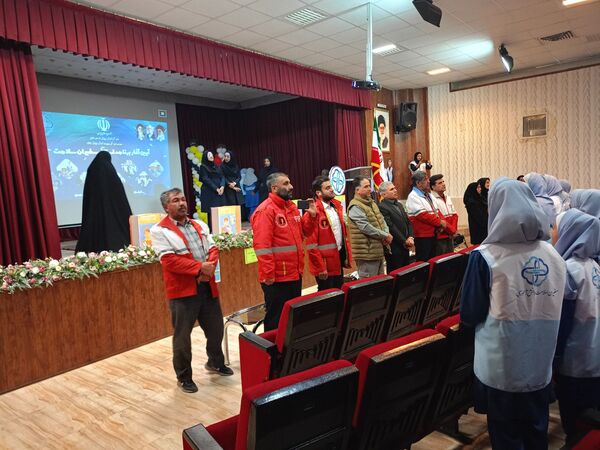  افتتاحیه پارک سلامت و آغاز به کار سفیران محیط یار  دبستان بنت الهدی صدر