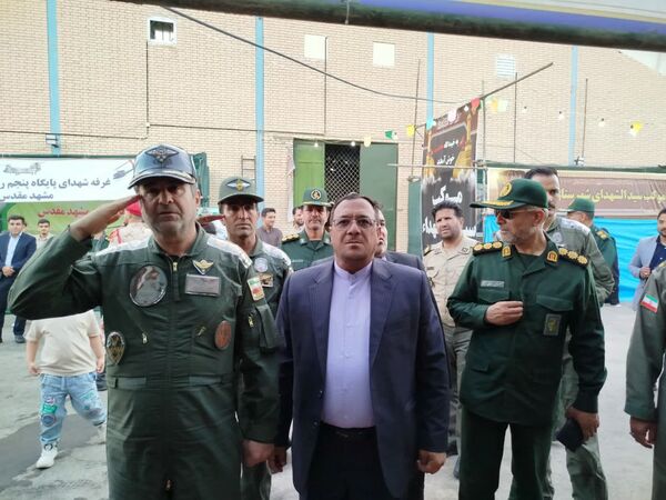 بازدید فرمانده پایگاه پنجم رزمی هوانیروز مشهد از دومین کنگره ملی شهید مدرس (ره) 