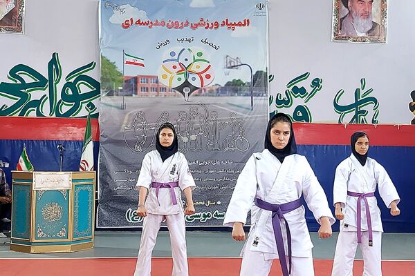 افتتاحیه المپیاد ورزشی درون مدرسه‌ای در منطقه کهریزک 